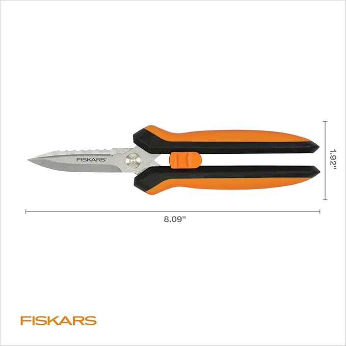Fiskars Pruning Shears for Gardening, Multipurpose 8" Garden Shears with Sheath and SoftGrip Handle, Great for cutting Nursery Pots, Bags, and Wire