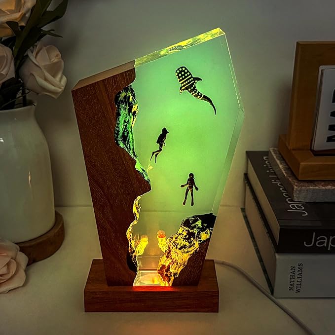 Whale Shark Ocean Resin Lamp, Handmade Resin Night Light with USB Port, Multi-Color LED Light, Ideal Home Bedroom Decor, Whale Shark Gifts for Birthday Holiday, Unique Scuba Diving Gifts (6"x4")