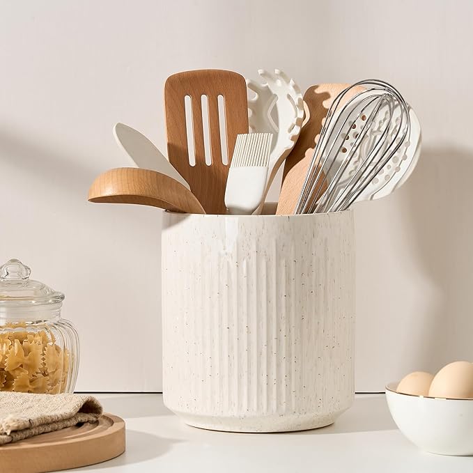 JIEMEI HOME Kitchen Utensil Holder, 7.2" Large Ceramic Stable Utensil Crock for Countertop, Utensil Organizer with Cork Mat, Removable Bamboo Divider for Easy, Kitchen Decor, Speckled White