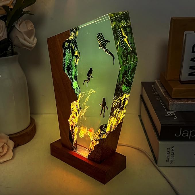 Whale Shark Ocean Resin Lamp, Handmade Resin Night Light with USB Port, Multi-Color LED Light, Ideal Home Bedroom Decor, Whale Shark Gifts for Birthday Holiday, Unique Scuba Diving Gifts (8"x5")