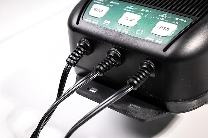 Battery Tender WaveCharge 9 AMP - 3 Bank Multibank Charger - 3 AMPs Per Bank - Selectable 12V / 6V - Smart and Switchable Multi Battery Charger and Maintainer - 022-1003-DL-WH