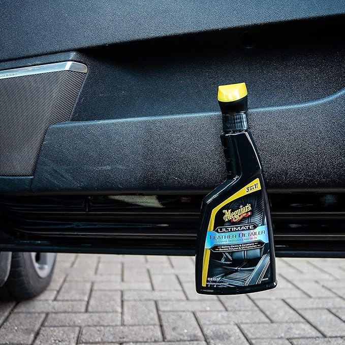 Meguiar's G201316 Ultimate Leather Detailer - 16 Oz Spray Bottle