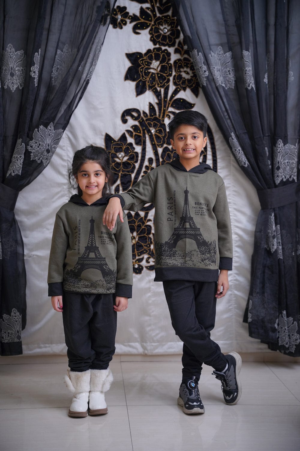 Fleece Fabric Green Paris Printed Hoodie Suit ( Each )